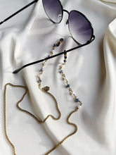 Load image into Gallery viewer, Briļļu ķēdīte ar Pērlēm, Sodalītu