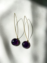 Load image into Gallery viewer, Auskari ar Ametistu