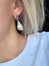 Load image into Gallery viewer, Auskari ar Pērlēm