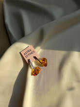 Load image into Gallery viewer, Auskari ar Dzintaru