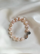 Load image into Gallery viewer, Rokassprādze ar Pērlēm, Saules Akmeni