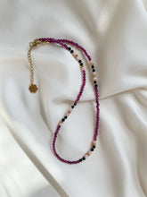 Load image into Gallery viewer, Kaklarota ar Rubīnu, Opālu, Turmalīnu