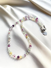 Load image into Gallery viewer, Kaklarota ar Fluorītu