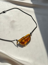 Load image into Gallery viewer, Kaklarota ar Dzintaru