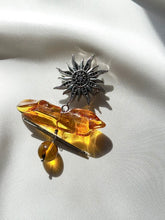 Load image into Gallery viewer, Piespraude ar Dzintaru