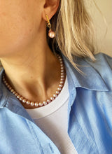 Load image into Gallery viewer, Kaklarota ar Pērlēm