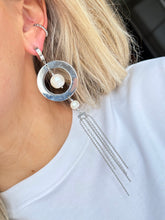 Load image into Gallery viewer, Auskari ar Pērlēm un manžeti