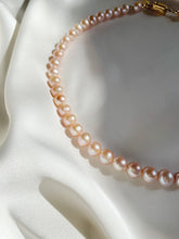 Load image into Gallery viewer, Kaklarota ar Pērlēm