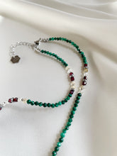 Load image into Gallery viewer, Kaklarota ar Malahītu, Granātu, Citrīnu