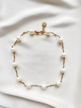 Load image into Gallery viewer, Kaklarota ar Pērlēm