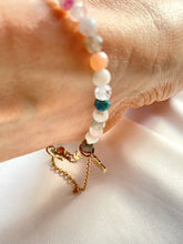 Load image into Gallery viewer, Rokassprādze ar Akmeņu Mix