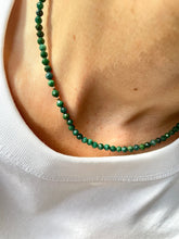 Load image into Gallery viewer, Kaklarota ar Smaragdu