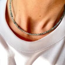 Load image into Gallery viewer, Kaklarota ar Apatītu