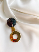 Load image into Gallery viewer, Piespraude ar Ahātu