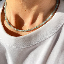 Load image into Gallery viewer, Kaklarota ar Apatītu