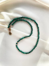 Load image into Gallery viewer, Kaklarota ar Malahītu