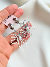 Load image into Gallery viewer, Auskari ar Pērlēm