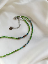 Load image into Gallery viewer, Kaklarota ar Diopsīdu, Tirkīzu, Turmalīnu