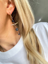 Load image into Gallery viewer, Asimetriski auskari ar Jolītu