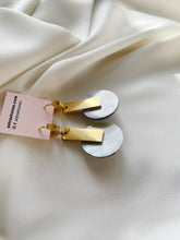 Load image into Gallery viewer, Auskari ar Gliemežvāku