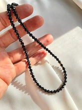 Load image into Gallery viewer, Kaklarota ar Špineli