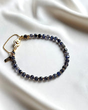 Load image into Gallery viewer, Rokassprādze ar Jolītu