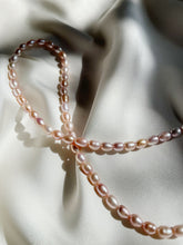 Load image into Gallery viewer, Kaklarota ar Pērlēm