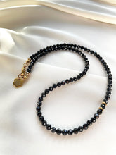 Load image into Gallery viewer, Kaklarota ar Špineli