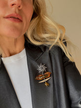 Load image into Gallery viewer, Piespraude ar Dzintaru