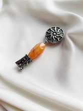 Load image into Gallery viewer, Piespraude ar Kvarcu, Koralli