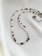 Load image into Gallery viewer, Kaklarota ar Akmeņu MIX