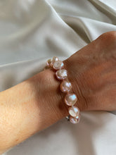 Load image into Gallery viewer, Rokassprādze ar Pērlēm, Saules Akmeni