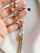 Load image into Gallery viewer, Briļļu ķēdīte ar Pērlēm, Sodalītu