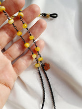 Load image into Gallery viewer, Briļļu ķēdīte ar Dzintaru