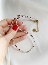 Load image into Gallery viewer, Kaklarota ar Akmeņu MIX