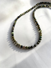 Load image into Gallery viewer, Kaklarota ar Fuksītu