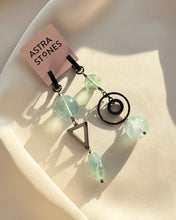 Load image into Gallery viewer, Asimetriski auskari ar Fluorītu