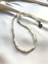 Load image into Gallery viewer, Kaklarota ar Morganītu