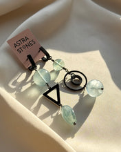 Load image into Gallery viewer, Asimetriski auskari ar Fluorītu