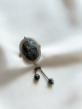 Load image into Gallery viewer, Piespraude ar Labradorītu