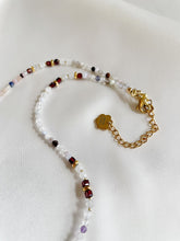 Load image into Gallery viewer, Kaklarota ar Akmeņu MIX