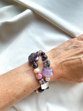 Load image into Gallery viewer, Rokassprādze ar Akmeņu Mix