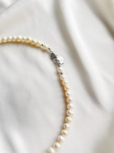 Load image into Gallery viewer, Kaklarota ar Pērlēm