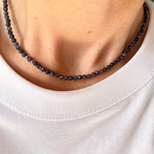 Load image into Gallery viewer, Kaklarota ar Safīru