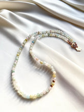 Load image into Gallery viewer, Kaklarota ar Morganītu