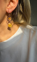 Load image into Gallery viewer, Auskari ar Dzintaru