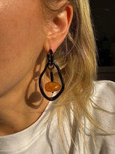 Load image into Gallery viewer, Auskari ar Dzintaru