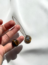 Load image into Gallery viewer, Auskari ar Tīģeraci