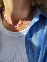 Load image into Gallery viewer, Kaklarota ar Rubīnu, Opālu, Turmalīnu