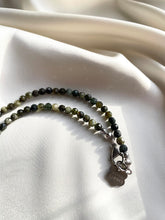 Load image into Gallery viewer, Kaklarota ar Fuksītu